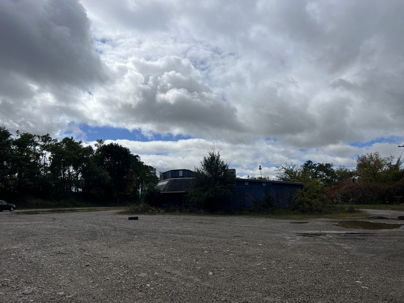 Blue Rooster Restaurant (Pink Panther) - October 8 2023 (newer photo)